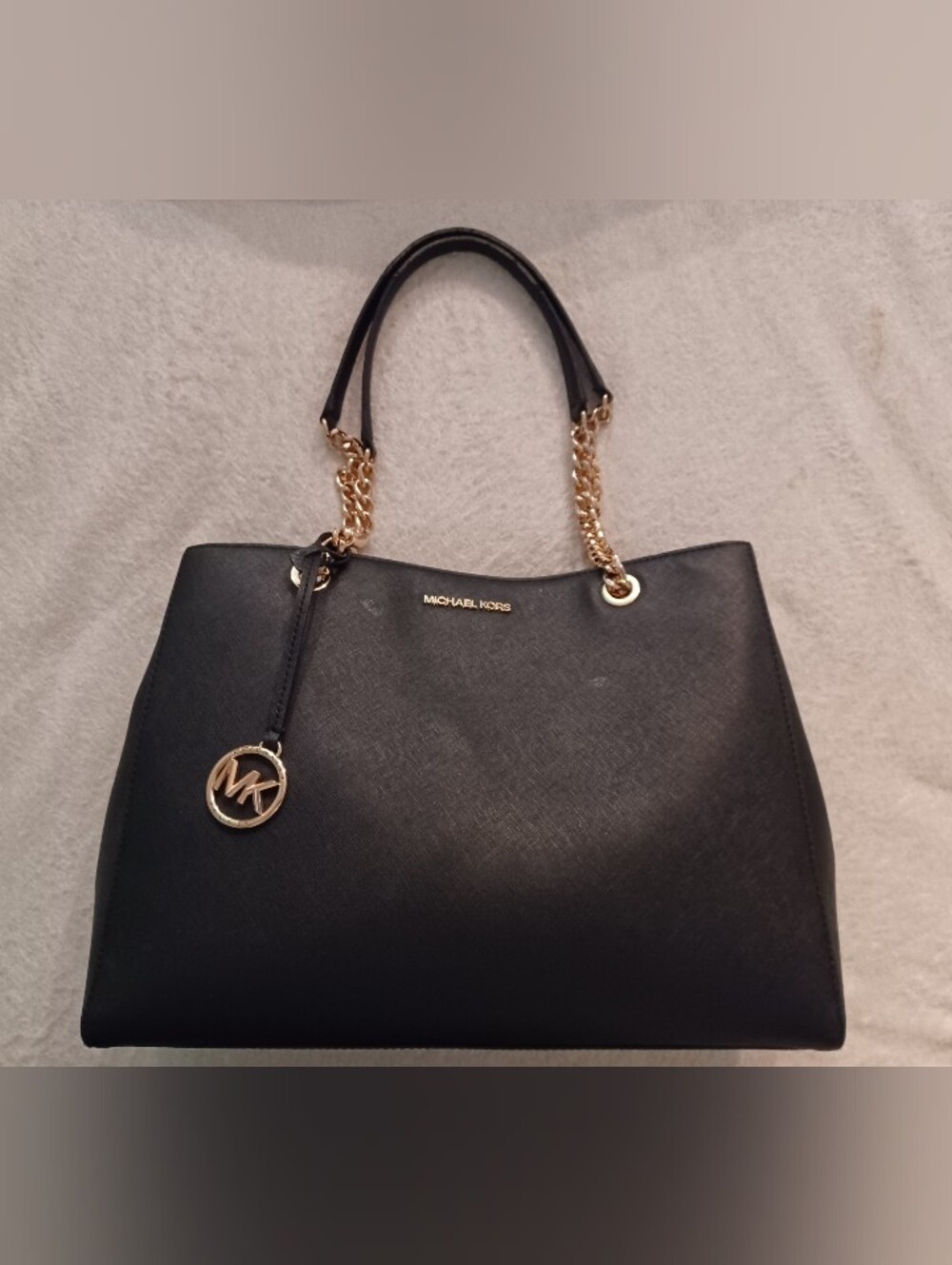 Michael Kors Large Black Tote Shoulder Bag Gold Chain Strap MK Charm Zip Snap